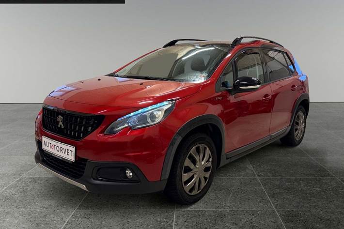 Rød Peugeot 2008 fra 2018 set udefra
