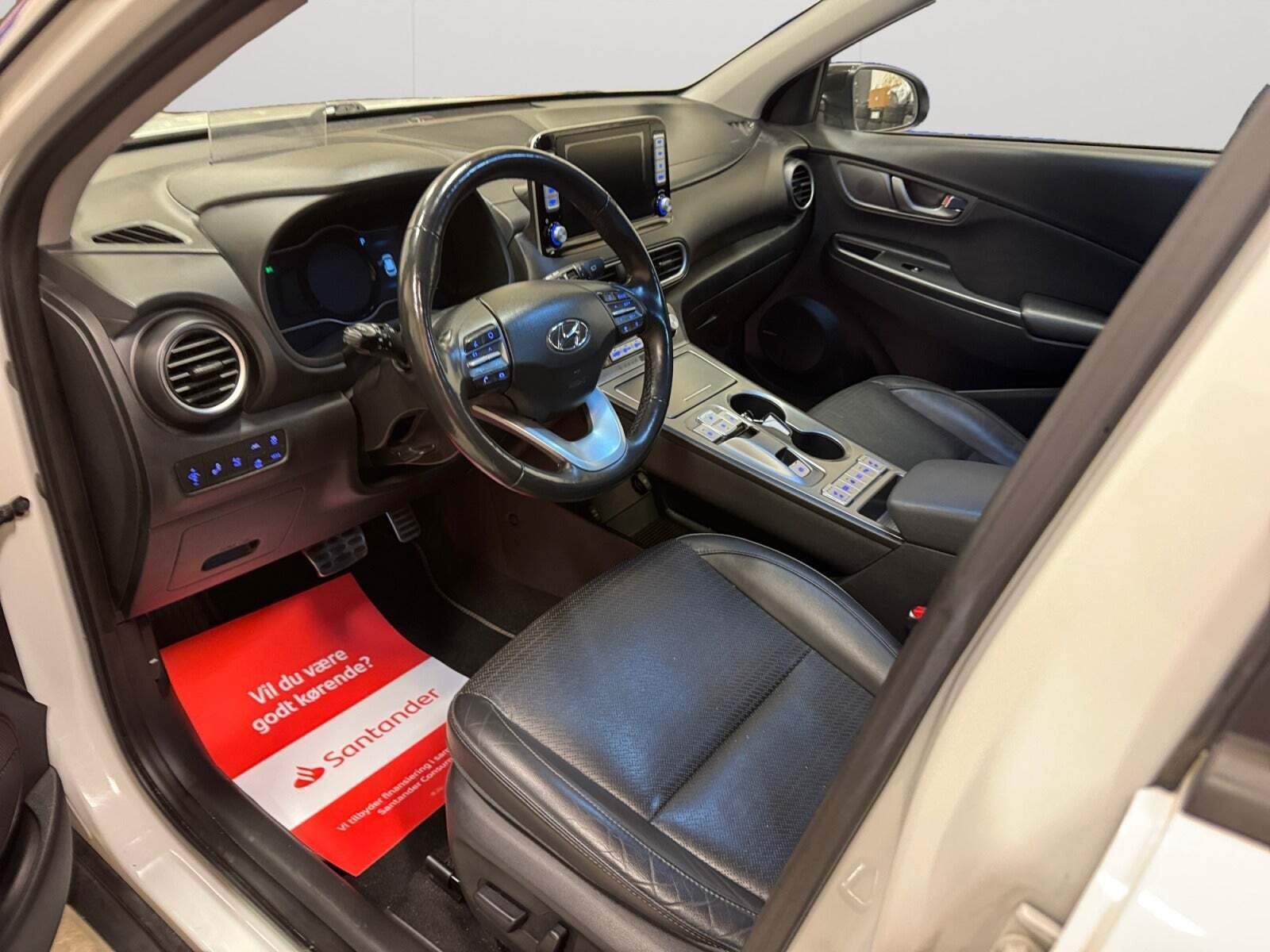 Hyundai Kona 64 EV Premium