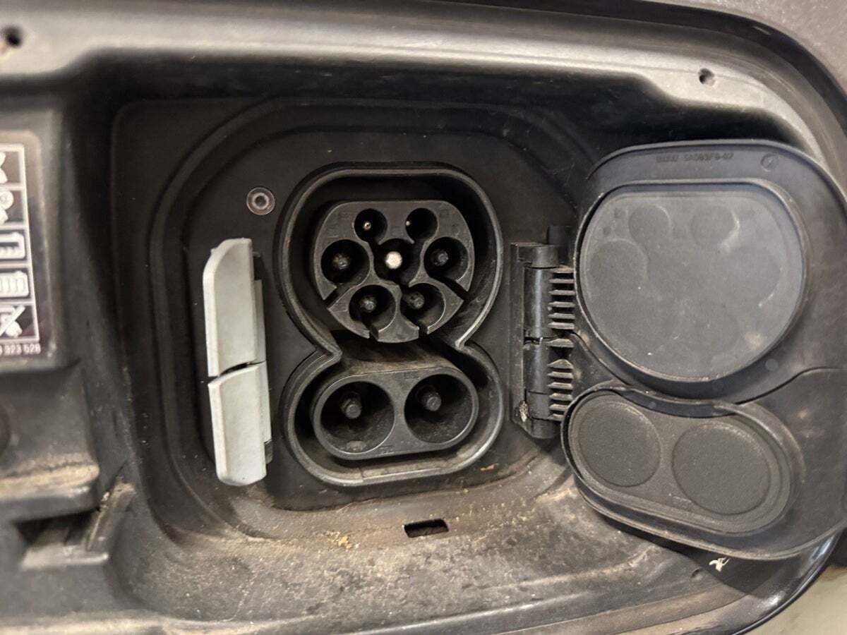 Sort BMW iX3 fra 2021