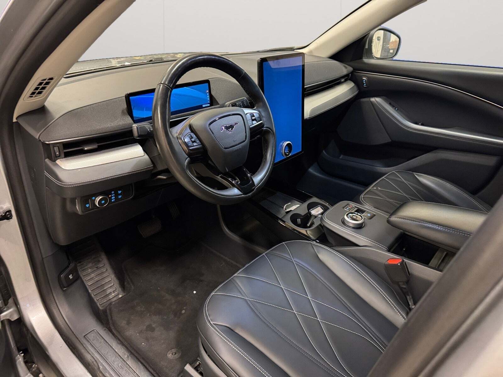 Ford Mustang Mach-E 68 Standard Range