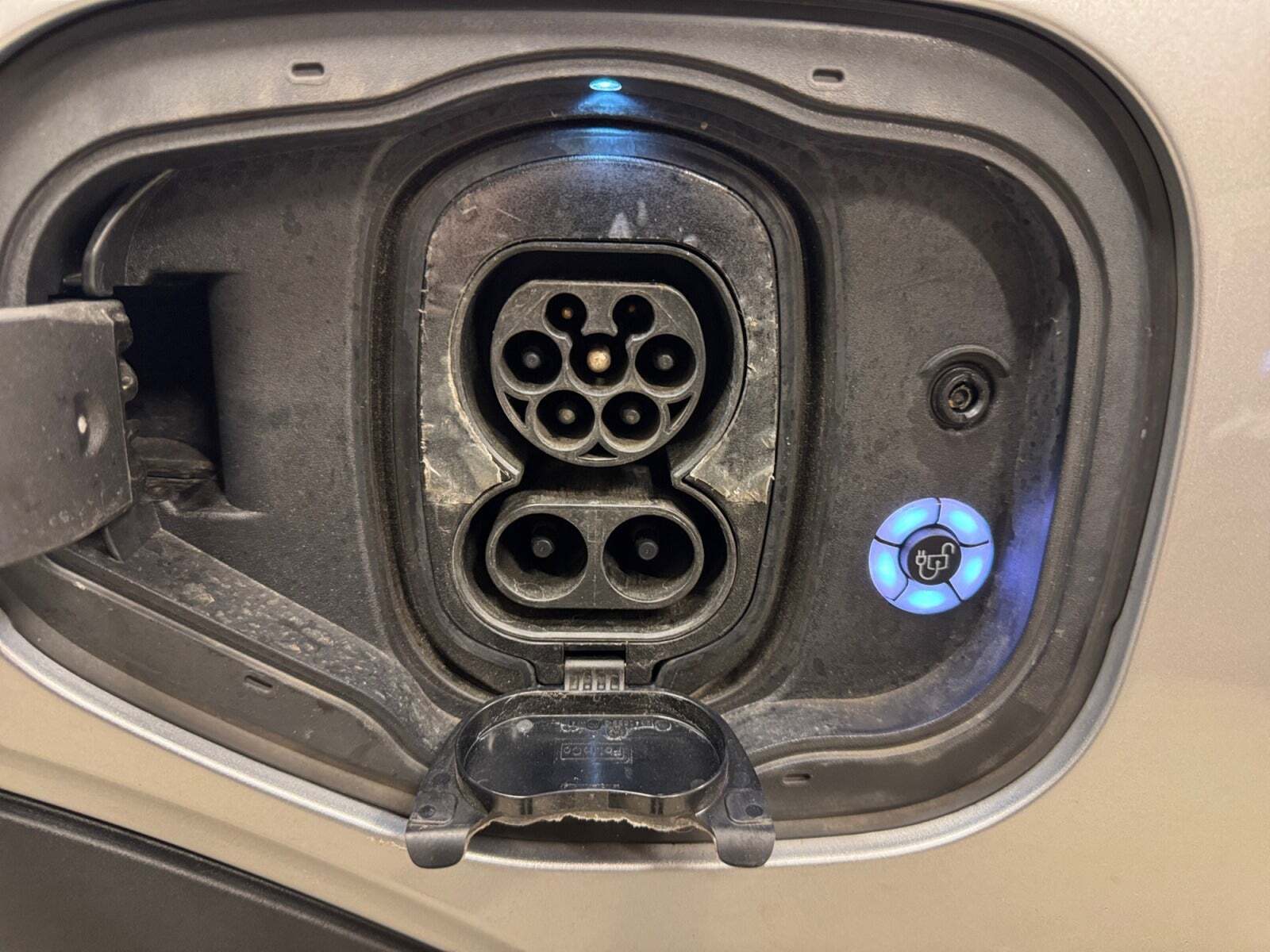 Sølv Ford Mustang Mach-E fra 2021