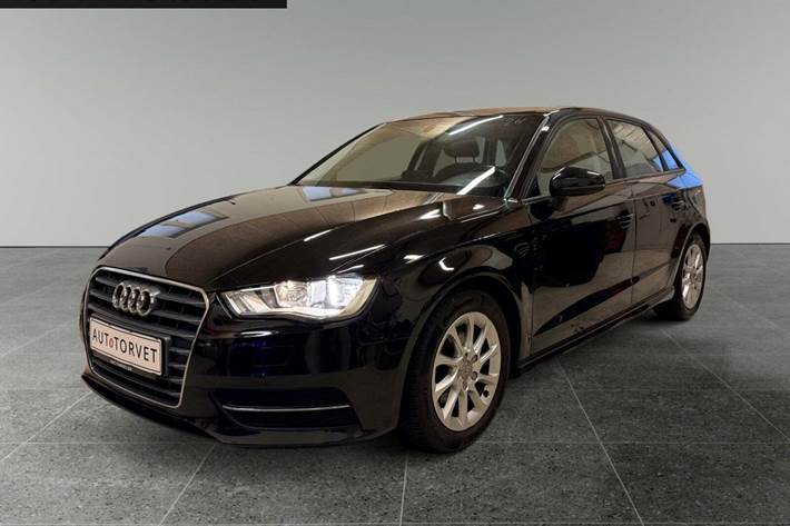 Sort Audi A3 fra 2015 set udefra