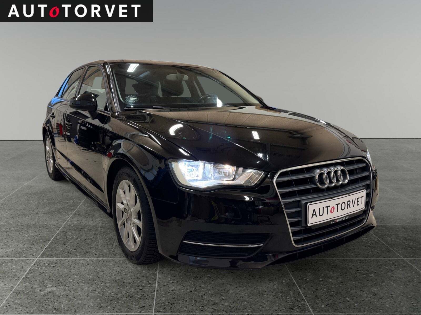 Audi A3 1,6 TDi 110 Ultra Ambiente Sportback