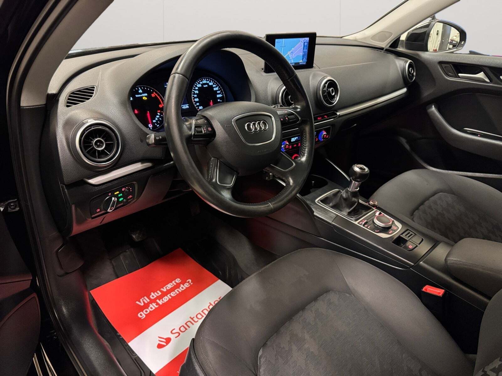 Audi A3 1,6 TDi 110 Ultra Ambiente Sportback