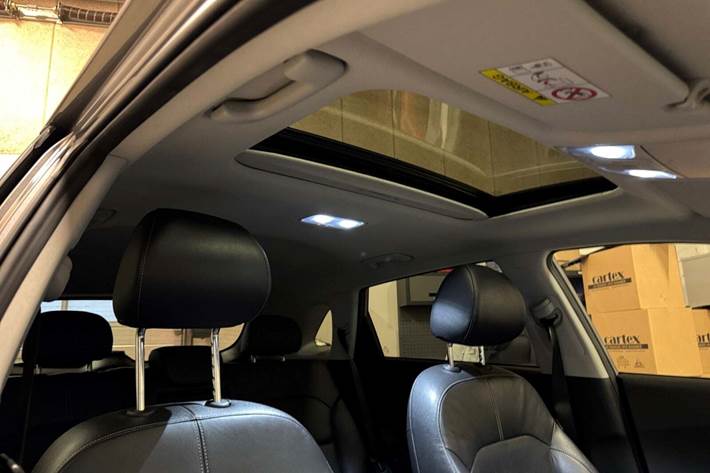 Grå Kia Niro fra 2018