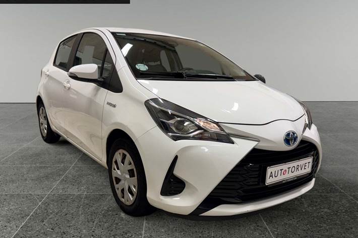 Hvid Toyota Yaris fra 2017