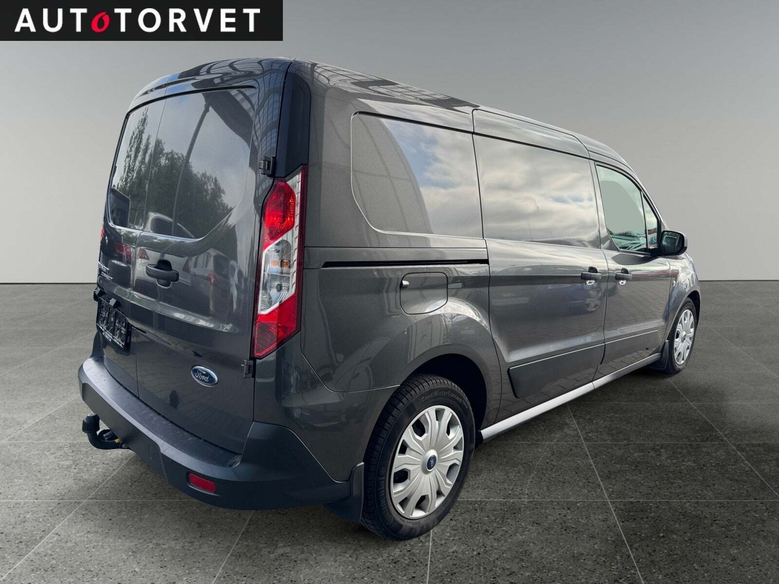 Grå Ford Transit Connect fra 2019