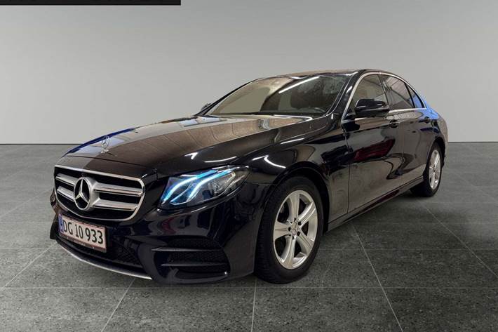 Sort Mercedes E220 d fra 2019