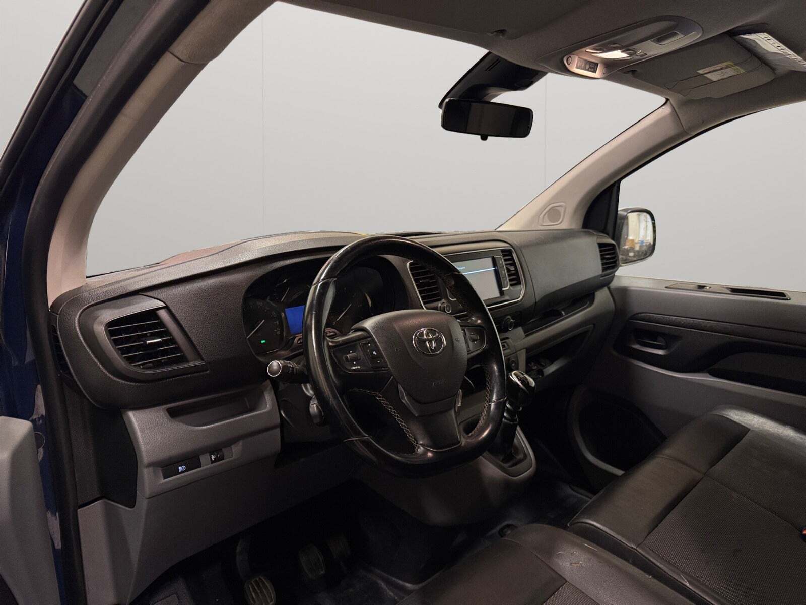 Toyota ProAce 2,0 D 122 Long Comfort