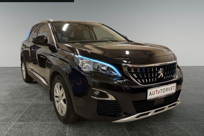 Sort Peugeot 3008 fra 2017