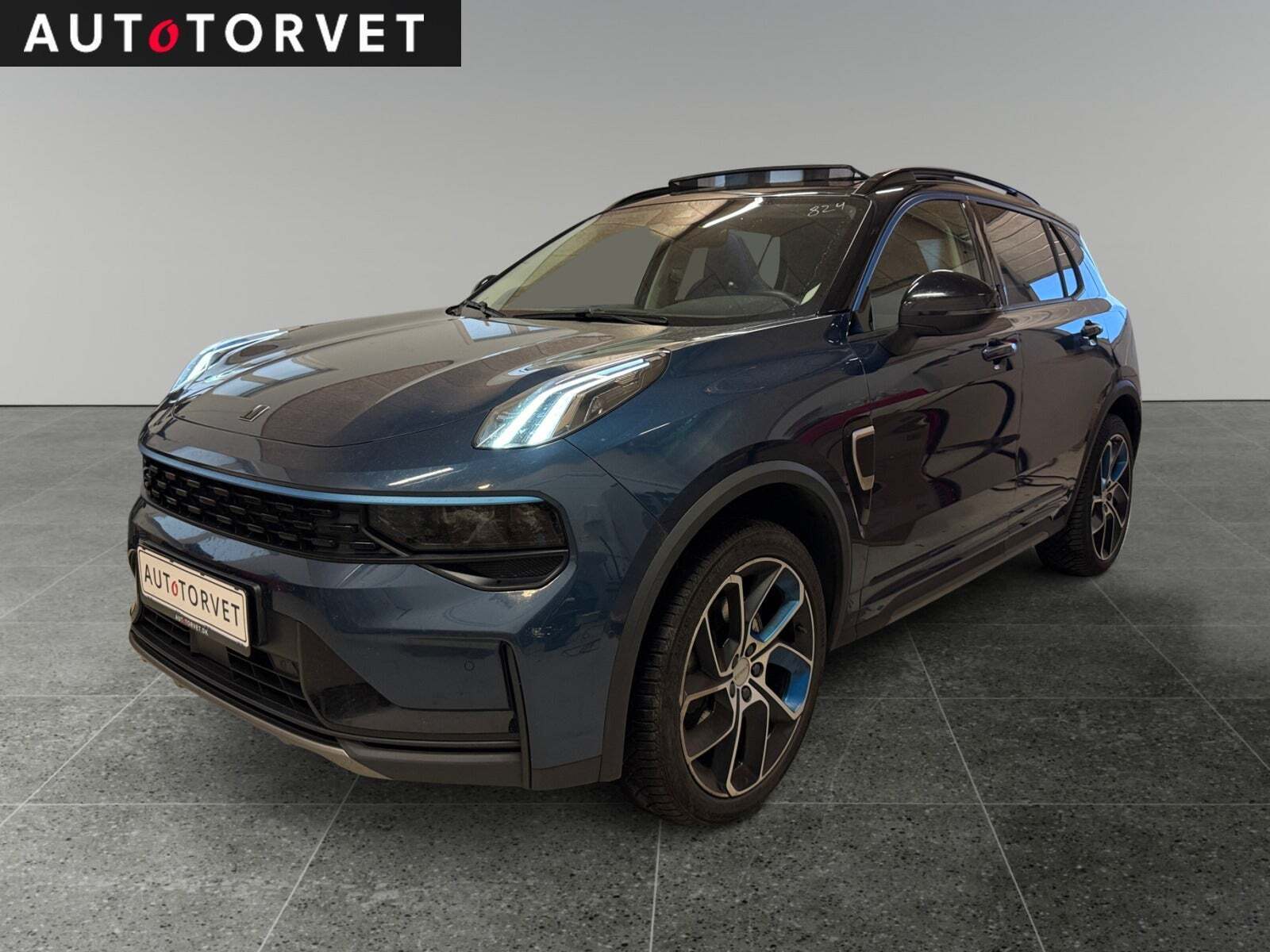 Lynk & Co 01 1,5 PHEV