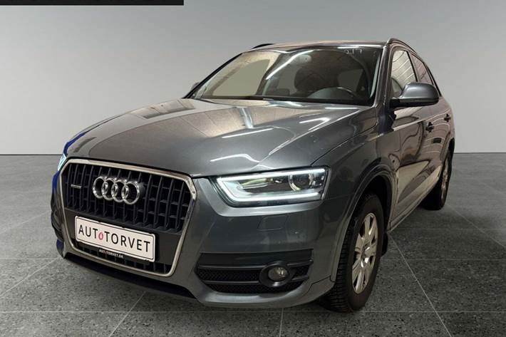 Grå Audi Q3 fra 2014 set udefra