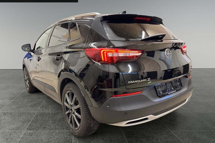 Sort Opel Grandland X fra 2021