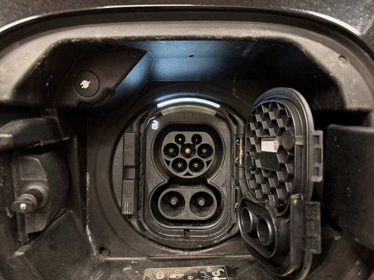 Sort Mercedes EQA250 fra 2022