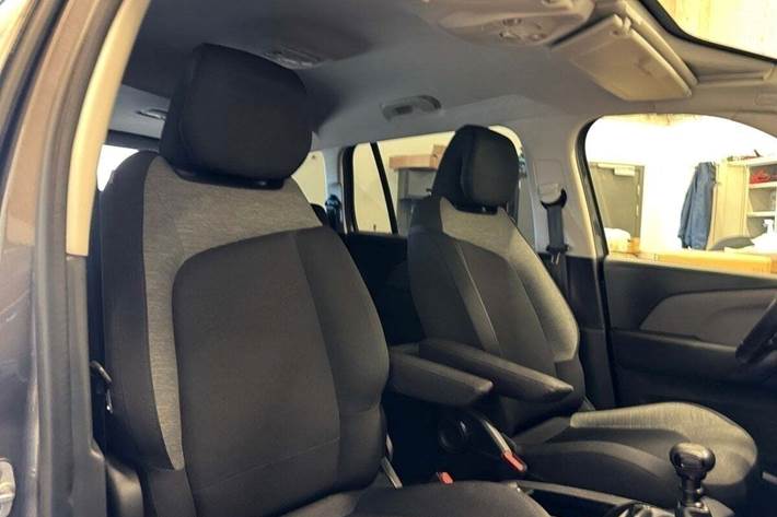 Grå Citroën Grand C4 SpaceTourer fra 2019