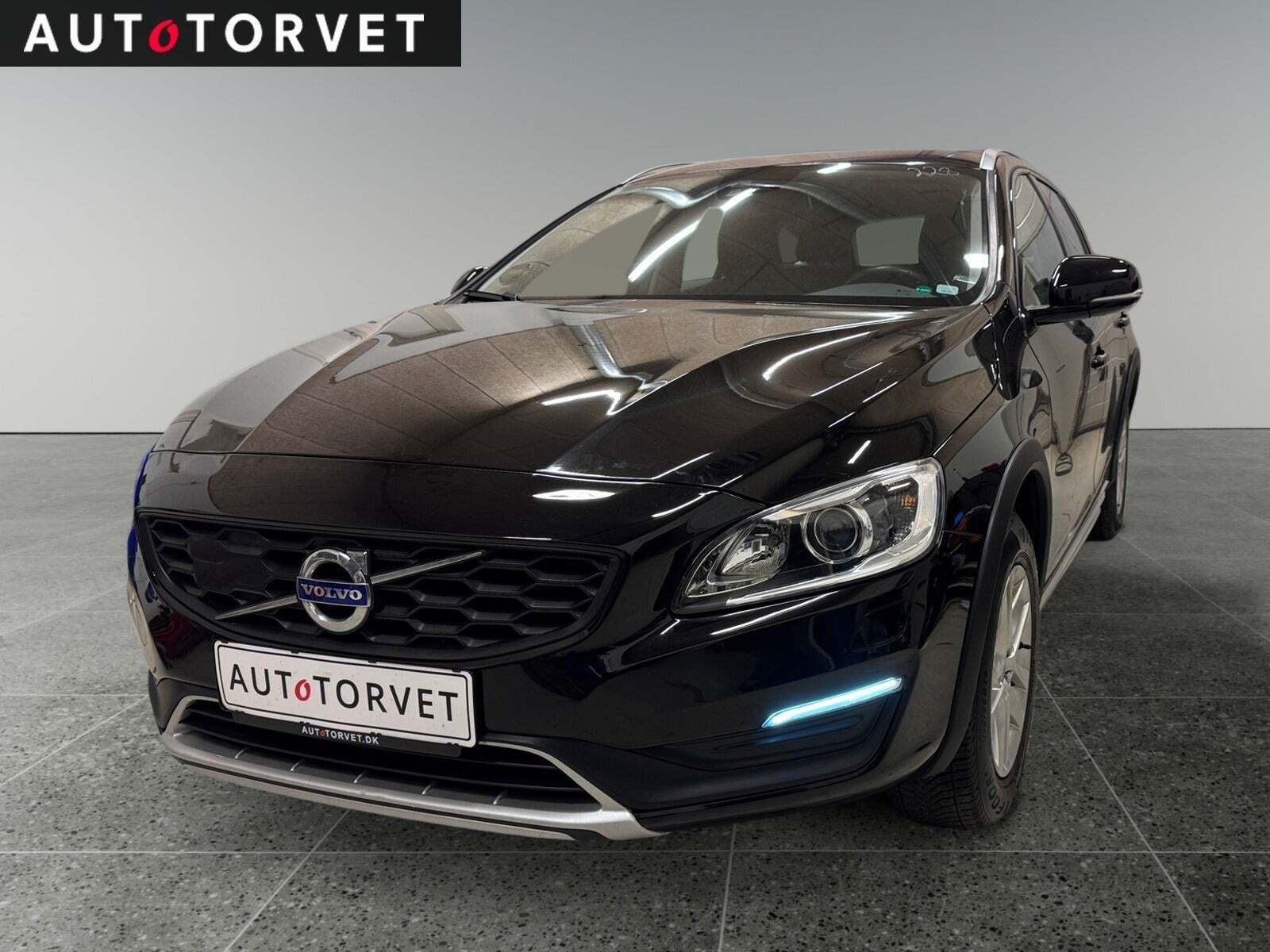 Volvo V60 CC 2,0 D3 150 Kinetic aut.