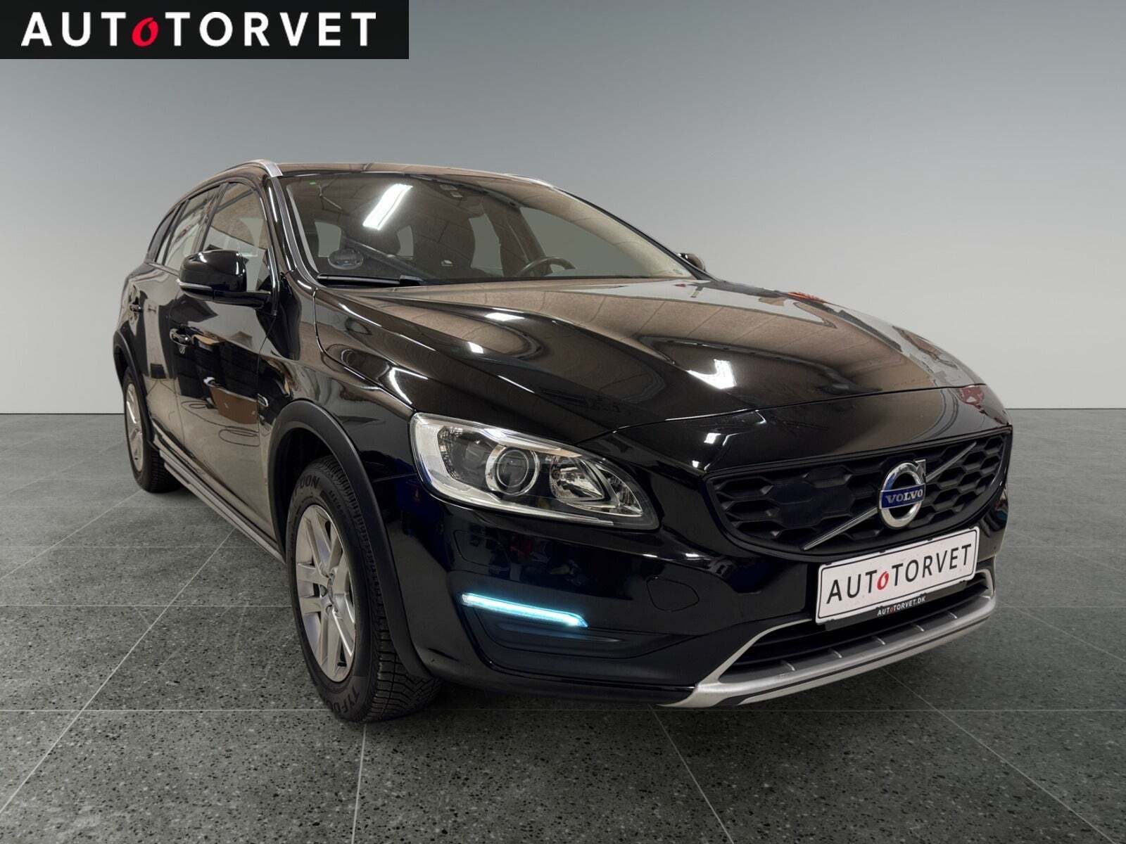 Volvo V60 CC 2,0 D3 150 Kinetic aut.