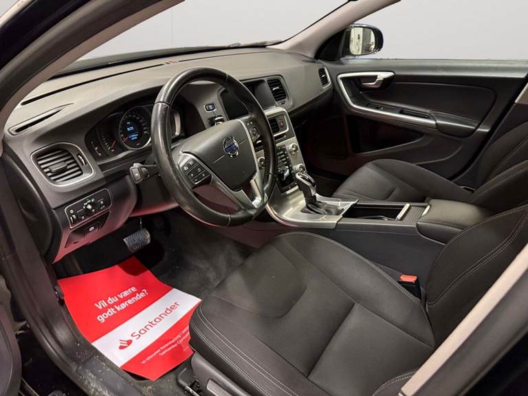 Volvo V60 CC 2,0 D3 150 Kinetic aut.