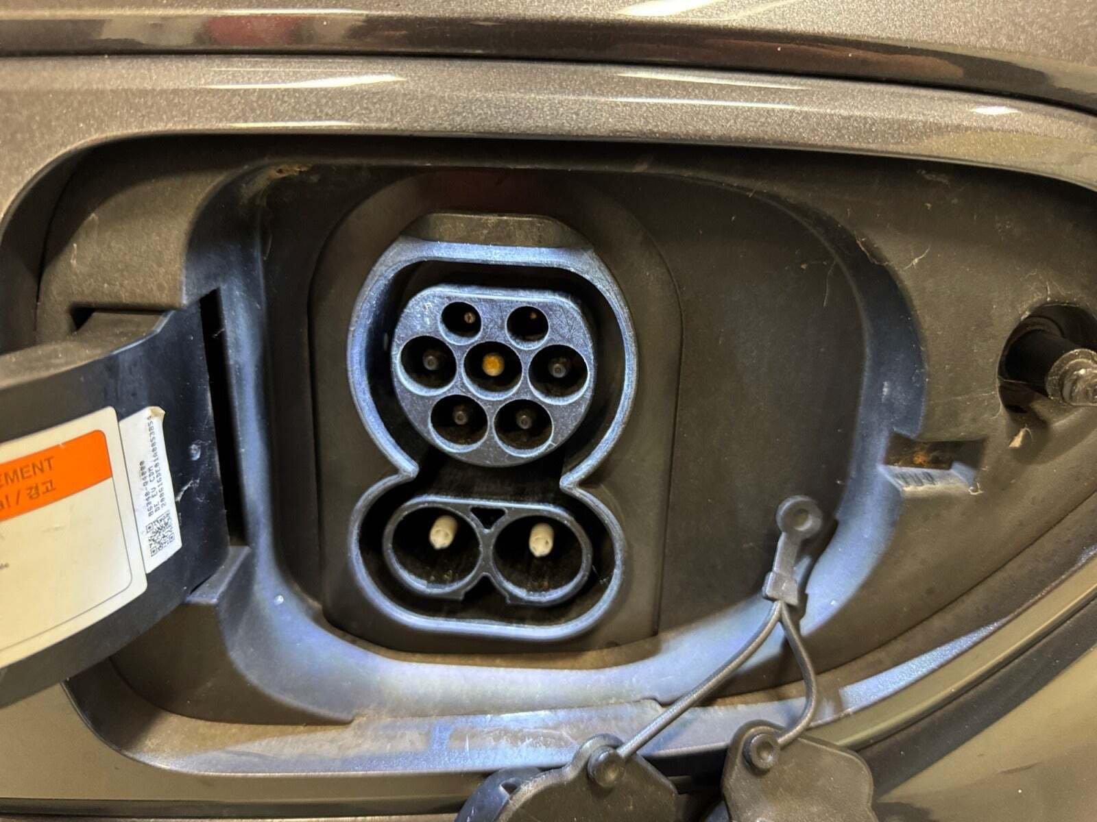 Grå Kia e-Niro fra 2021