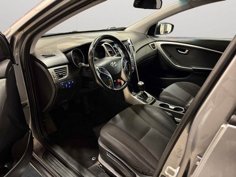 Hyundai i30 1,6 CRDi 110 XTR CW Eco