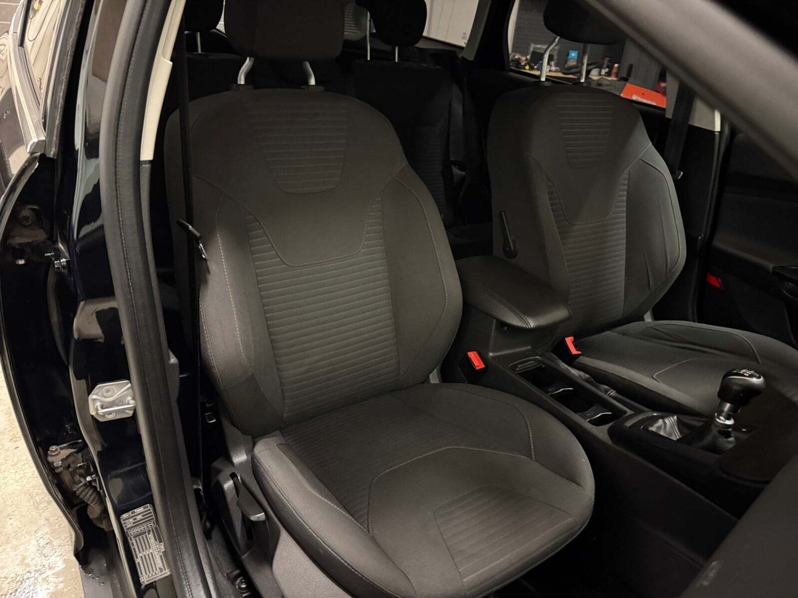 Sort Ford Focus fra 2017