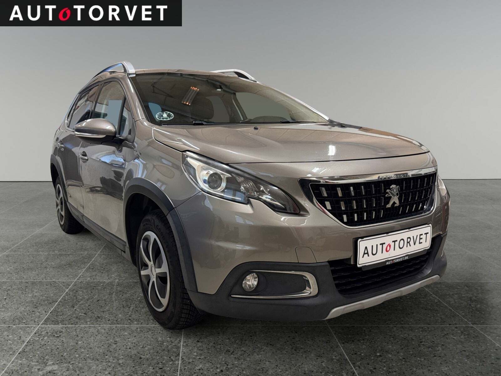 Peugeot 2008 1,6 BlueHDi 100 Allure