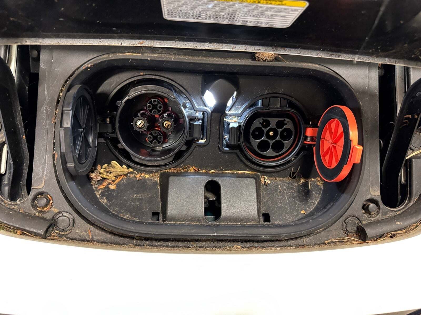 Hvid Nissan Leaf fra 2020