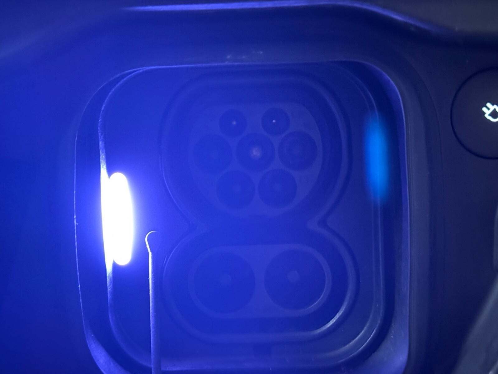 Sort Volvo XC40 fra 2023