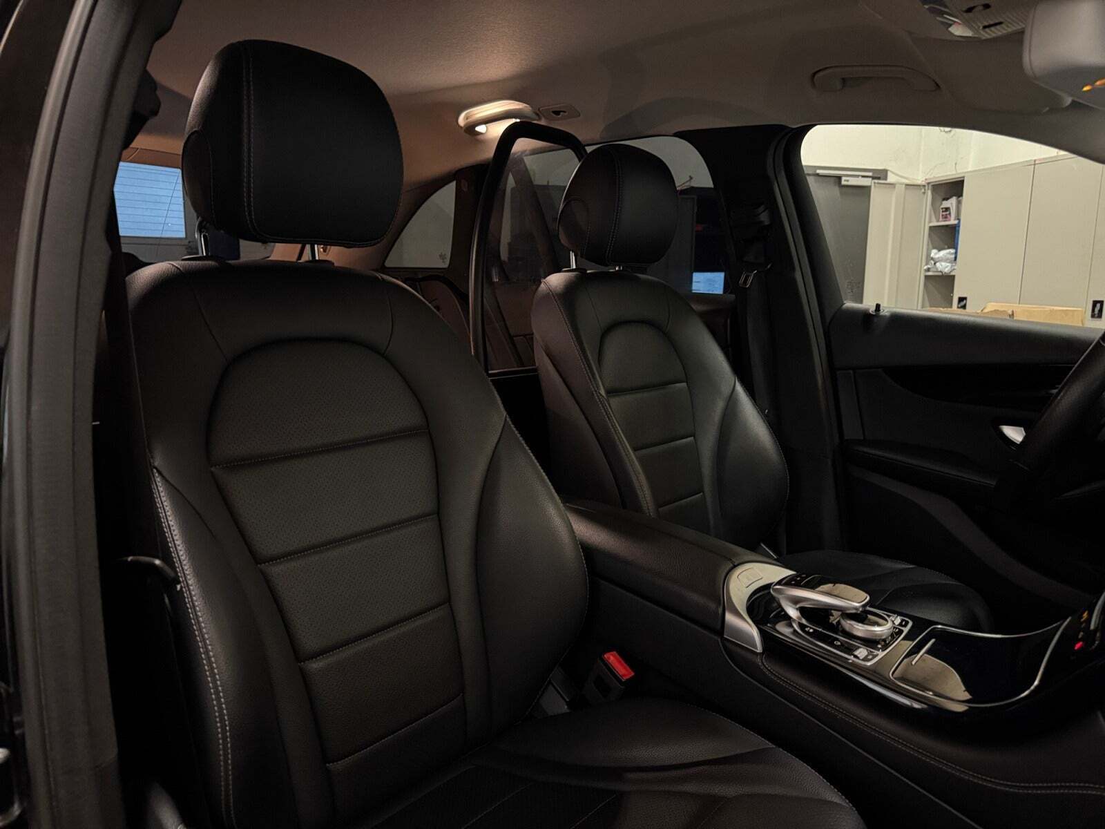 Sort Mercedes GLC350 d fra 2018