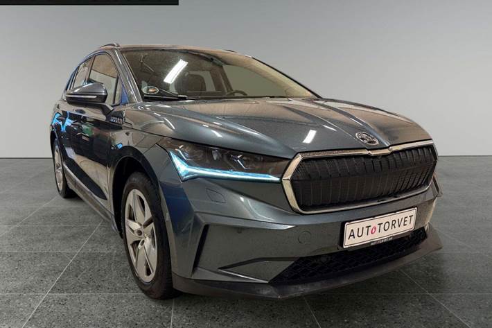 Grå Skoda Enyaq fra 2021