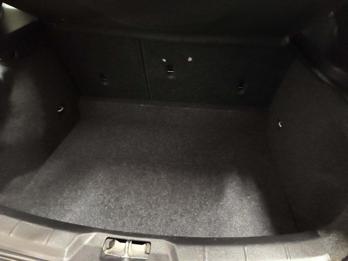 Sølv Volvo V40 fra 2016