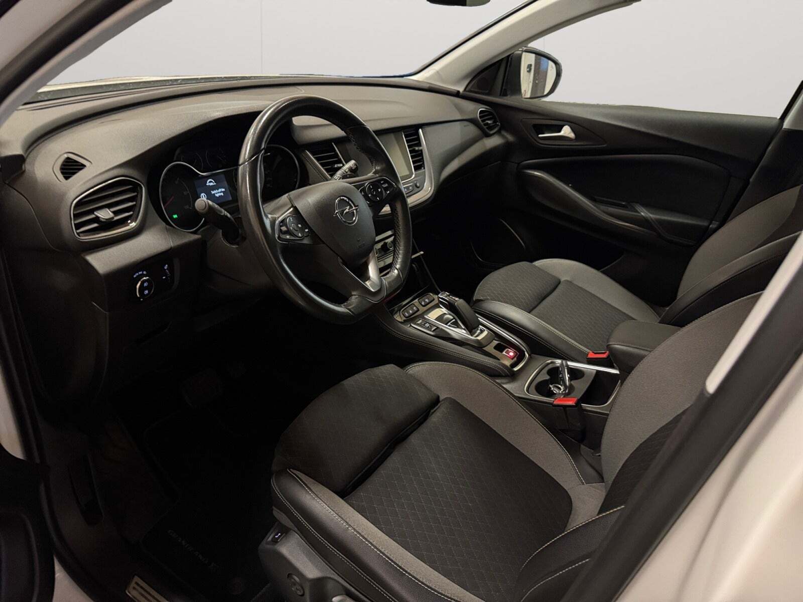 Opel Grandland X 1,6 Hybrid Ultimate aut.