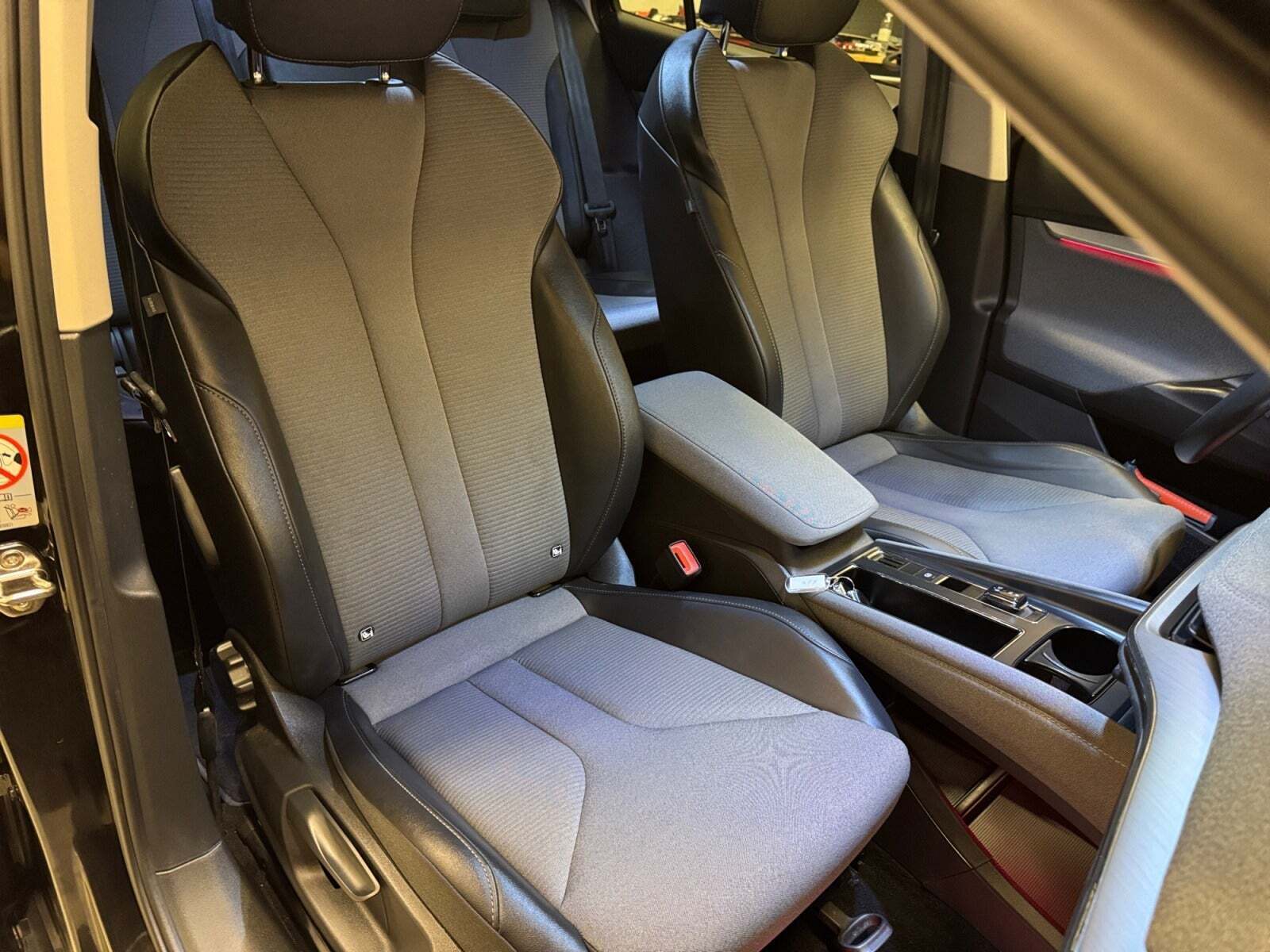 Sort Skoda Enyaq fra 2022