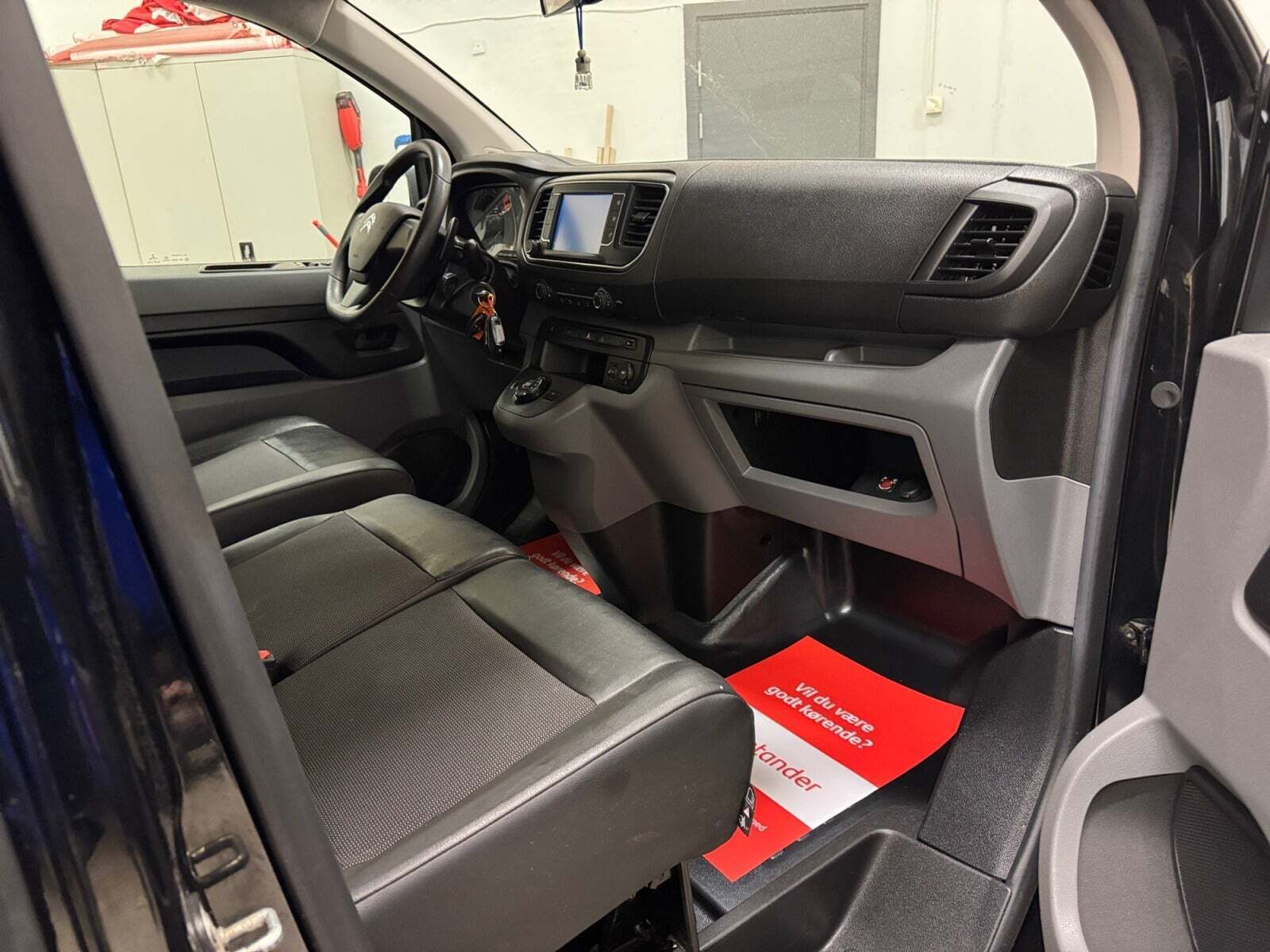 Sort Citroën Jumpy fra 2019