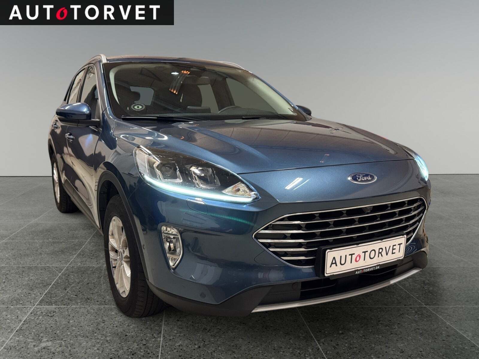 Ford Kuga 2,5 PHEV Titanium CVT