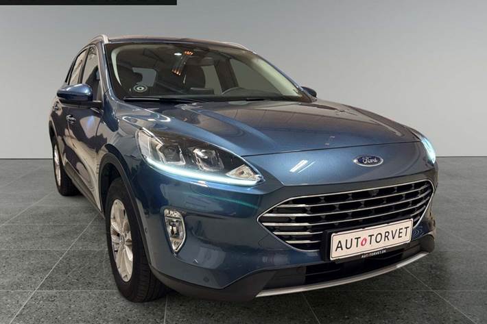 Blå Ford Kuga fra 2022