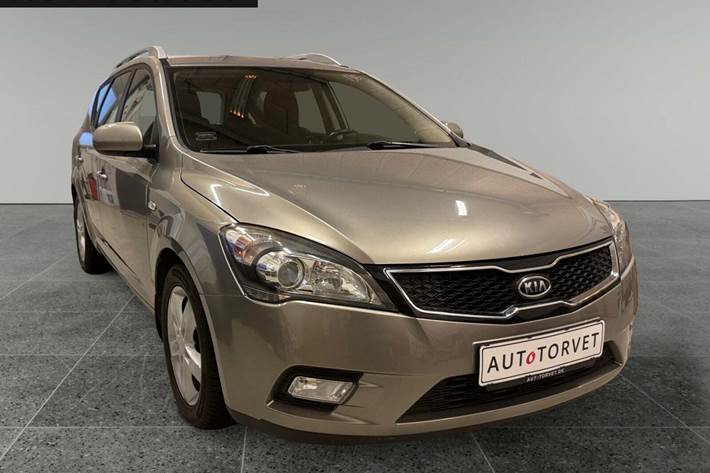 Sølv Kia Ceed fra 2012