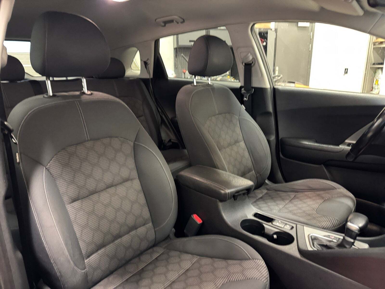 Sort Kia Niro fra 2018