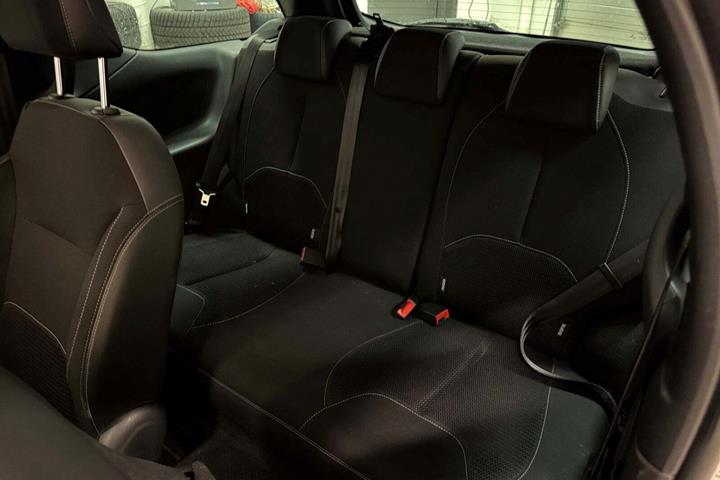 Hvid Citroën DS3 fra 2014 set indefra