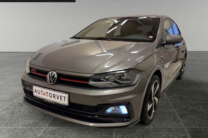 Grå VW Polo fra 2020
