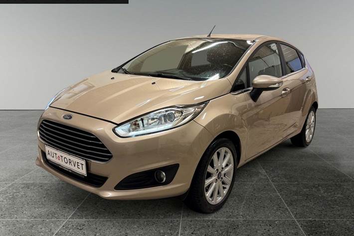 Orange Ford Fiesta fra 2017