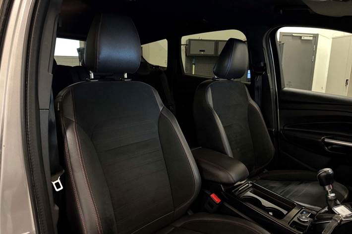 Sølv Ford Kuga fra 2018