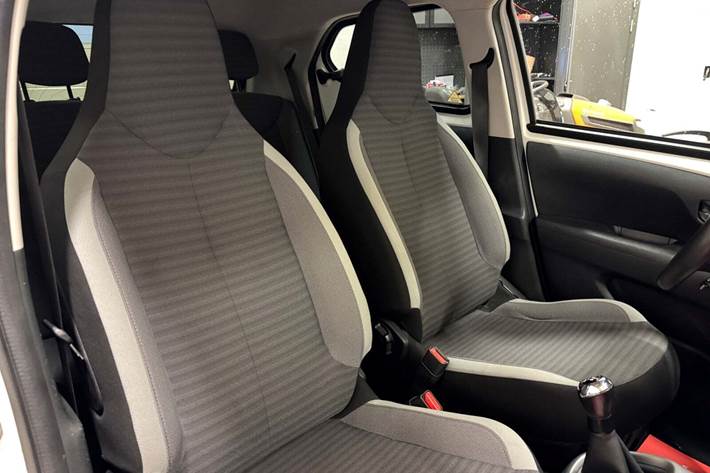 Hvid Toyota Aygo fra 2019