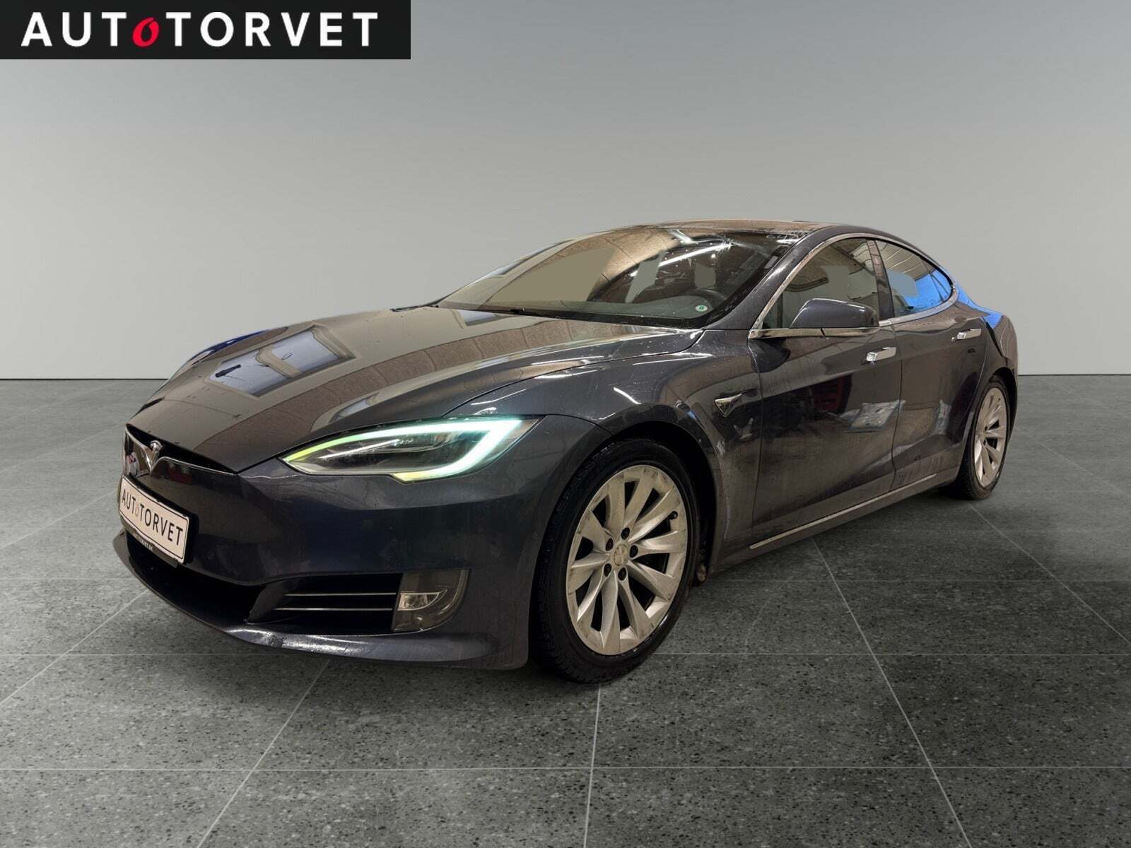 Tesla Model S 90D