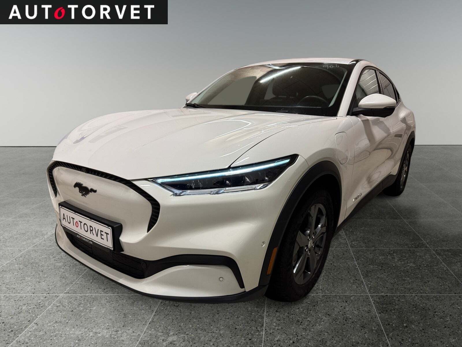 Ford Mustang Mach-E 68 Standard Range