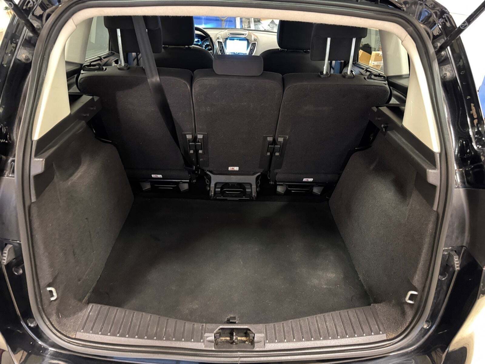 Sort Ford C-MAX fra 2017