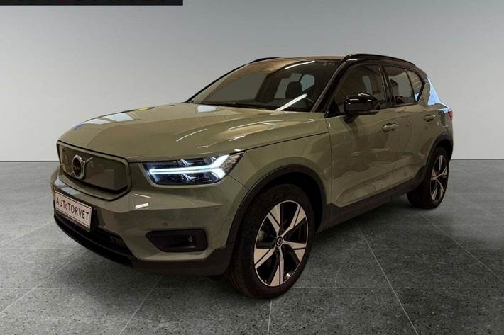 Grå Volvo XC40 fra 2021