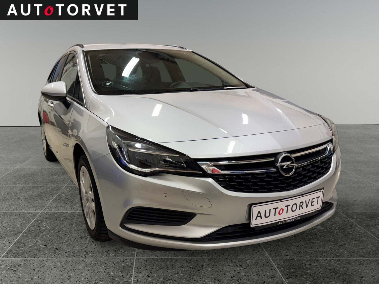 Opel Astra 1,6 CDTi 136 Excite Sports Tourer