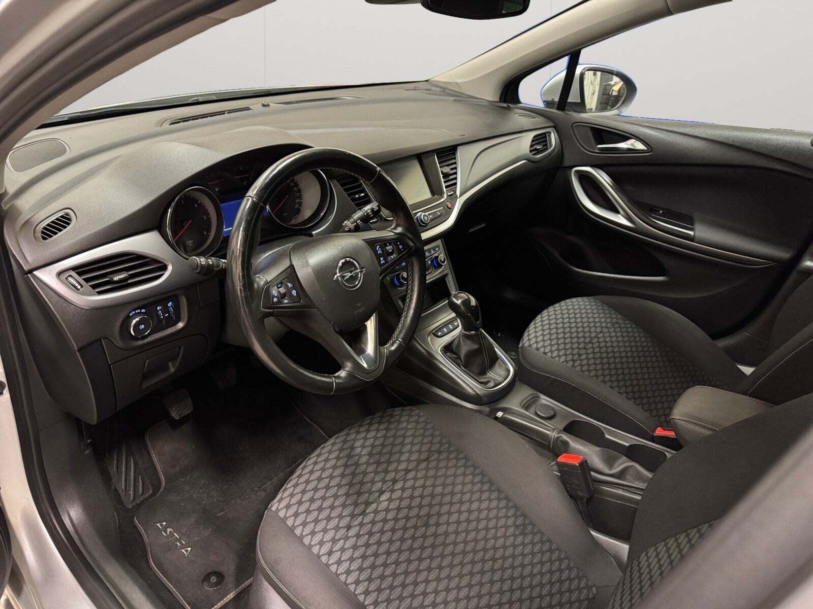 Opel Astra 1,6 CDTi 136 Excite Sports Tourer