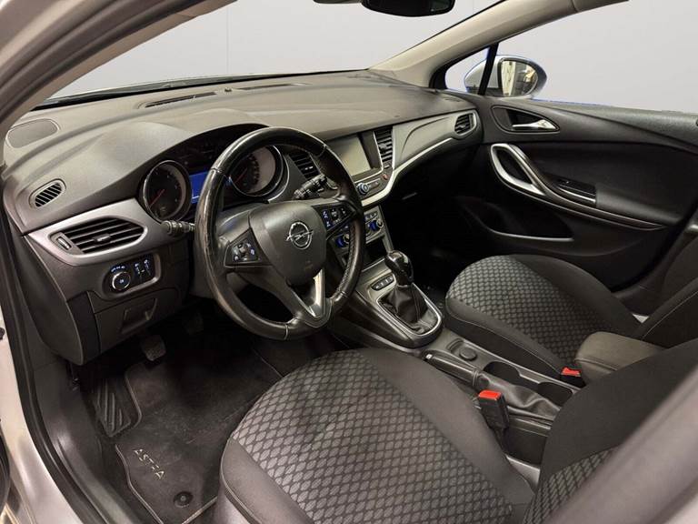 Opel Astra 1,6 CDTi 136 Excite Sports Tourer